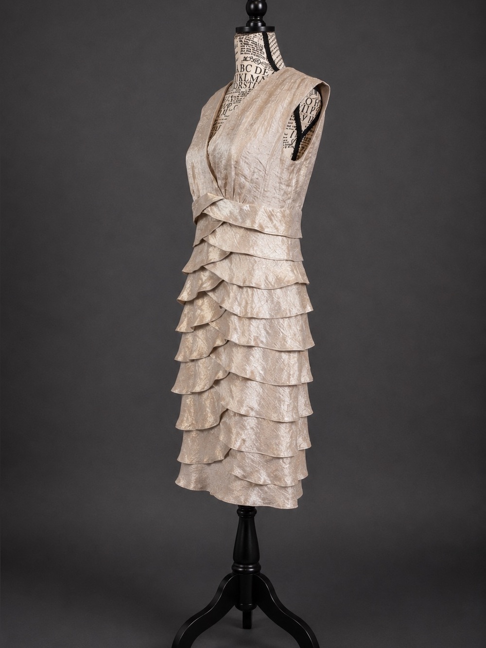 London Style Midi Dress - Picture 3 of 5